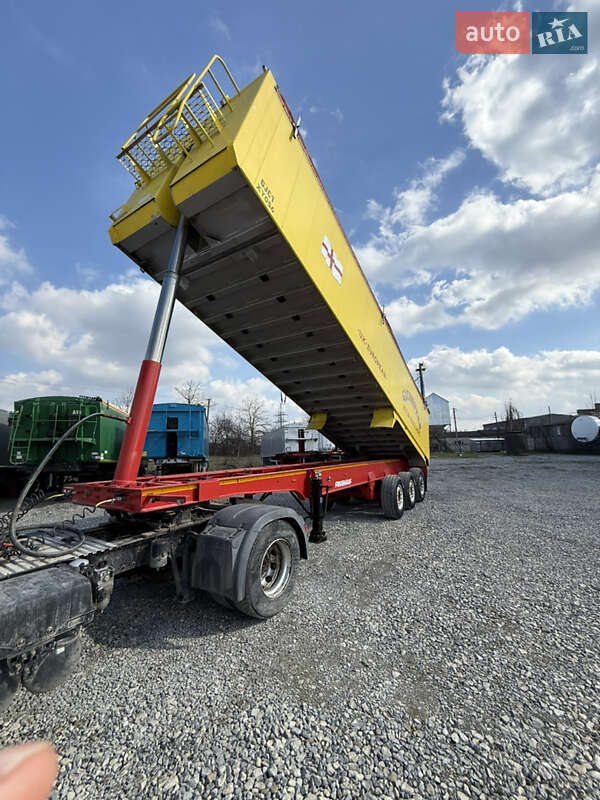 Самосвал полуприцеп Fruehauf Carrier 2007 в Бучаче