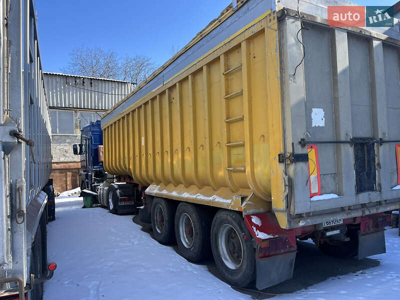 Самоскид напівпричіп Fruehauf DJD SA3 1990 в Хоролі