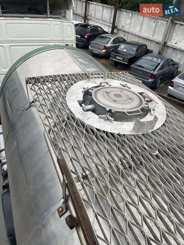 Цистерна напівпричіп Fruehauf DJD SA3 1993 в Черкасах фото 11 Цистерна напівпричіп Fruehauf DJD SA3 1993 в Черкасах