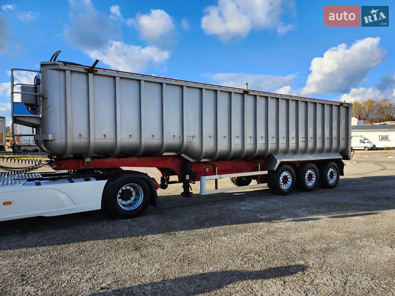 Самоскид напівпричіп Fruehauf GT 2010 в Тернополі фото 2 Самоскид напівпричіп Fruehauf GT 2010 в Тернополі