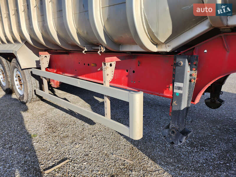 Самоскид напівпричіп Fruehauf GT 2010 в Тернополі фото 17 Самоскид напівпричіп Fruehauf GT 2010 в Тернополі