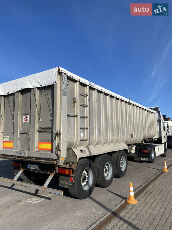 Самосвал полуприцеп Fruehauf LTD/WAD 2004 в Хмельницком