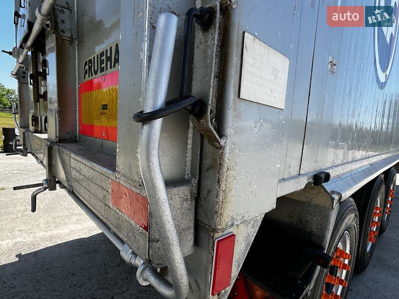 Самосвал полуприцеп Fruehauf LTD/WAD 2004 в Львове