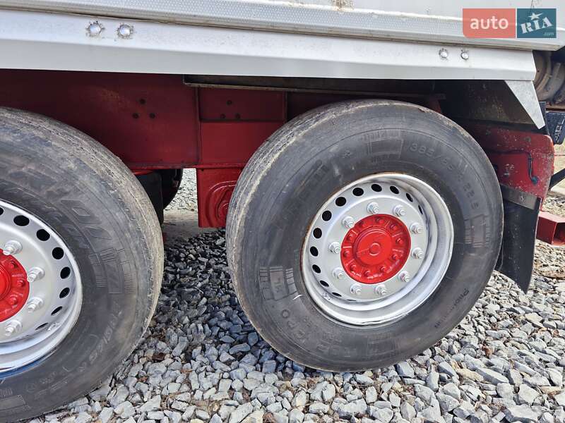 Зерновоз - полуприцеп Fruehauf LTD/WAD 2013 в Бучаче