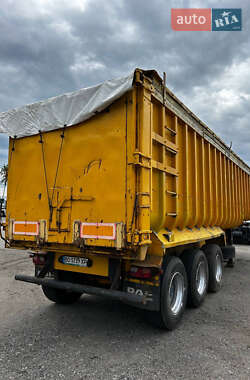 Зерновоз - напівпричіп Fruehauf PJCTA3 2003 в 