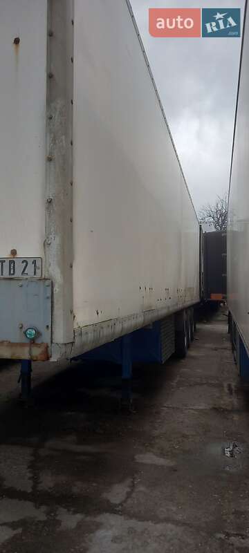 Ізотермічна будка Fruehauf ROR 1992 в Кролевці