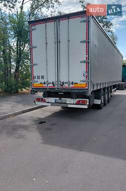 Тентованный борт (штора) - полуприцеп Fruehauf SAF 2009 в 