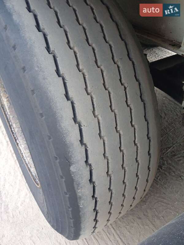 Тентованный борт (штора) - полуприцеп Fruehauf SMB 2008 в Березному