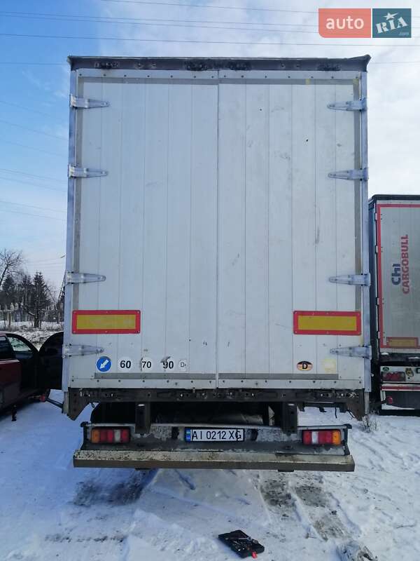 Бортовий напівпричіп Fruehauf SMB 2008 в Вінниці