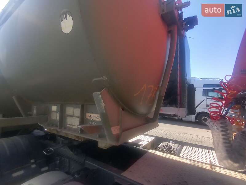 Цистерна полуприцеп Fruehauf T34 1991 в Ужгороде