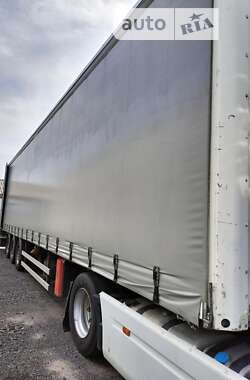 Тентованный борт (штора) - полуприцеп Fruehauf T38 2012 в 