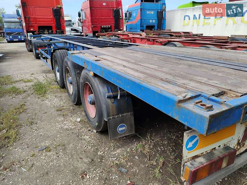 Контейнеровоз напівпричіп Fruehauf T39 1992 в 