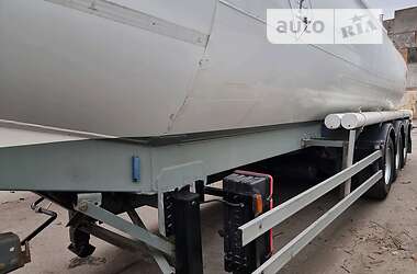 Цистерна полуприцеп Fruehauf TF34 1998 в 