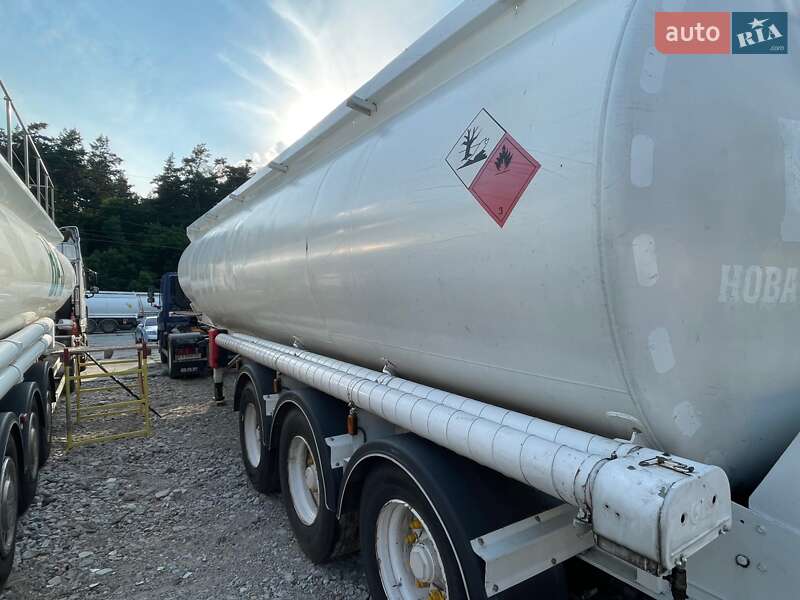Цистерна Fruehauf TF34 1996 в Броварах