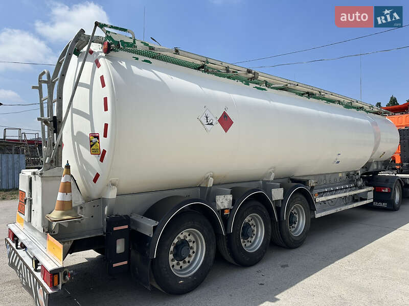 Цистерна полуприцеп Fruehauf TF34 1997 в Кропивницком