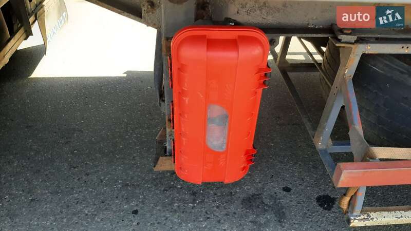 Зерновоз - полуприцеп Fruehauf TF34C1 1991 в Одессе