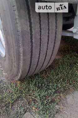Зерновоз - полуприцеп Fruehauf TF34C1 1995 в 