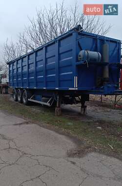 Самоскид напівпричіп Fruehauf TF34C1 1998 в Лохвиці