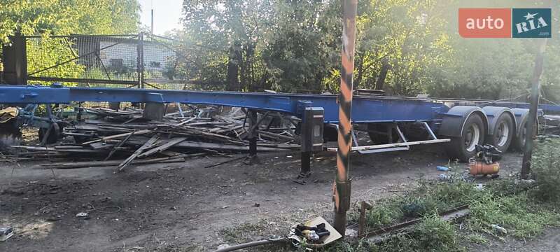 Зерновоз - полуприцеп Fruehauf TF34C1 1998 в Гайвороне