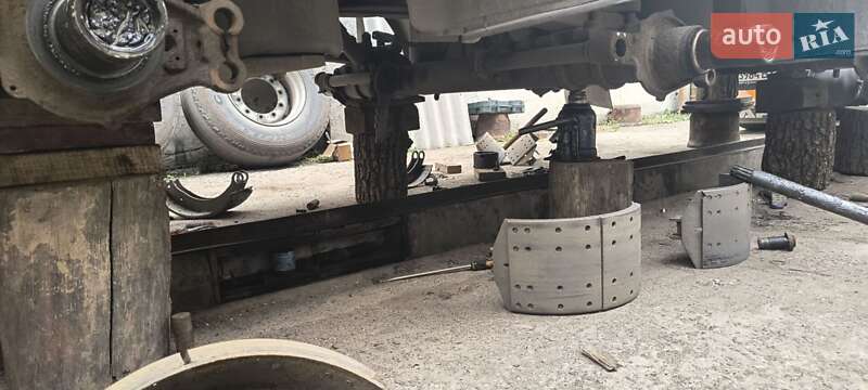 Зерновоз - полуприцеп Fruehauf TF34C1 1998 в Гайвороне