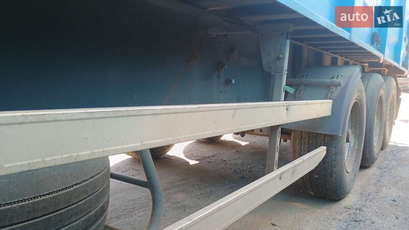 Самосвал прицеп Fruehauf TF34C1 1994 в Умани