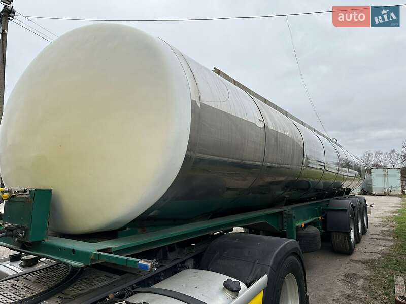 Цистерна полуприцеп Fruehauf TX 34 1997 в Котельве
