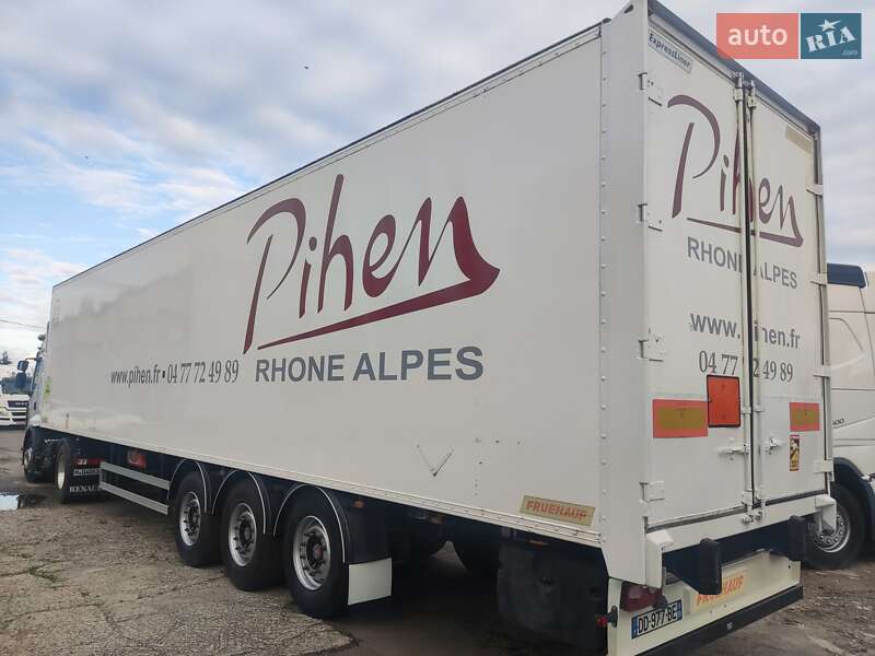 Фургон полуприцеп Fruehauf TX 34 2007 в Ровно