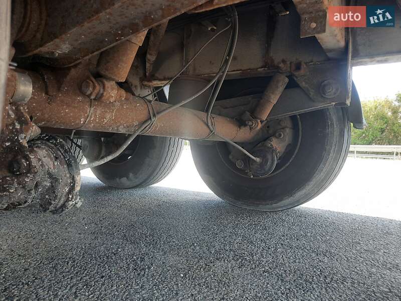 Тентованный борт (штора) - полуприцеп Fruehauf TX 34 2003 в Львове