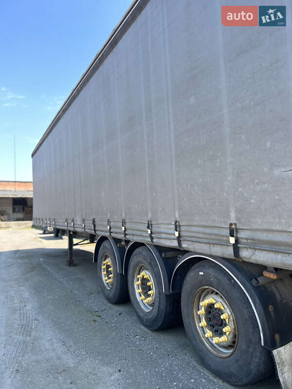 Тентований борт (штора) - напівпричіп Fruehauf TX 34 2007 в Малині