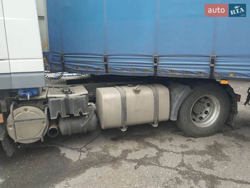 Бортовий напівпричіп Fruehauf TX 34C 2008 в Києві