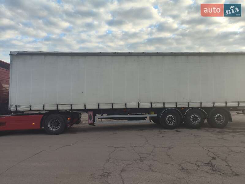 Тентований борт (штора) - напівпричіп Fruehauf TX 34C 2008 в Харкові