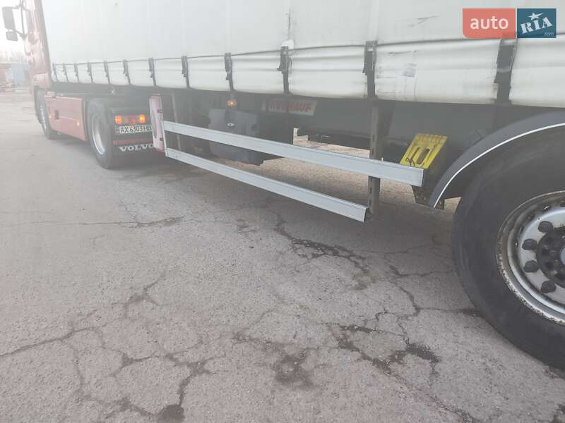 Тентований борт (штора) - напівпричіп Fruehauf TX 34C 2008 в Харкові