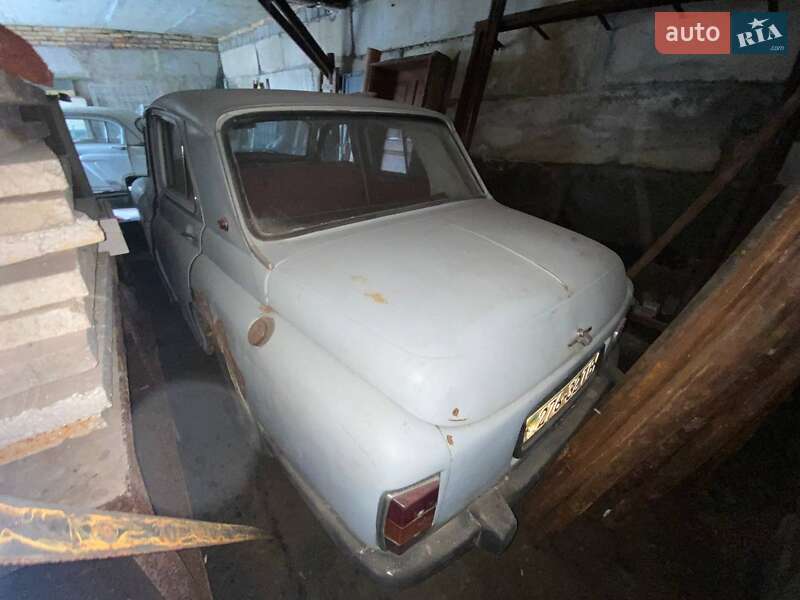 Седан FSO Warszawa 1971 в Львові