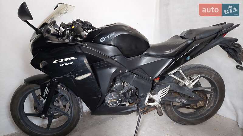 Мотоцикл Спорт-туризм G-max Racer 2013 в Лысянке фото 3 Мотоцикл Спорт-туризм G-max Racer 2013 в Лысянке