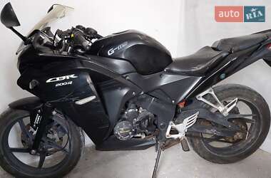 Мотоцикл Спорт-туризм G-max Racer 2013 в 