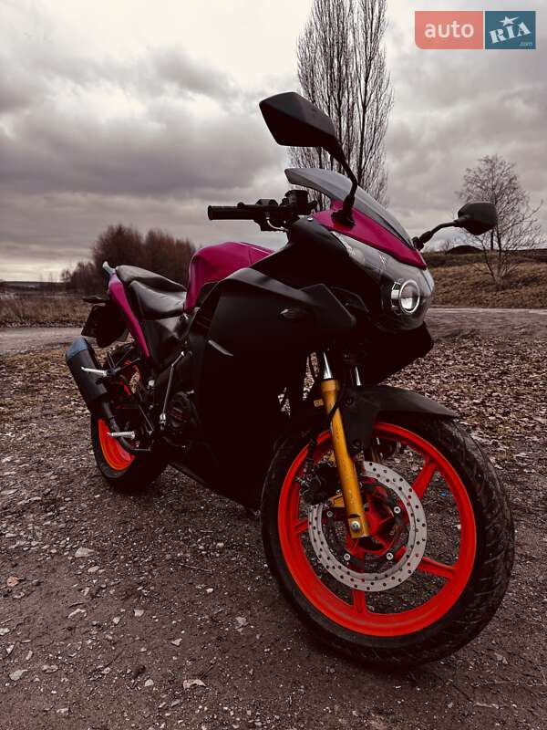 Спортбайк G-max Racer 2014 в Торчине