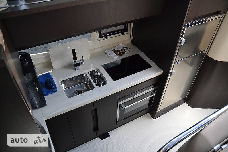 Моторная яхта Galeon 430 2012 в Киеве