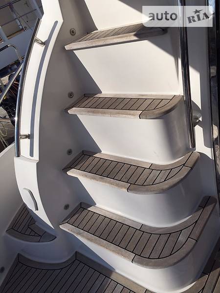 Моторная яхта Galeon 440 2008 в Киеве