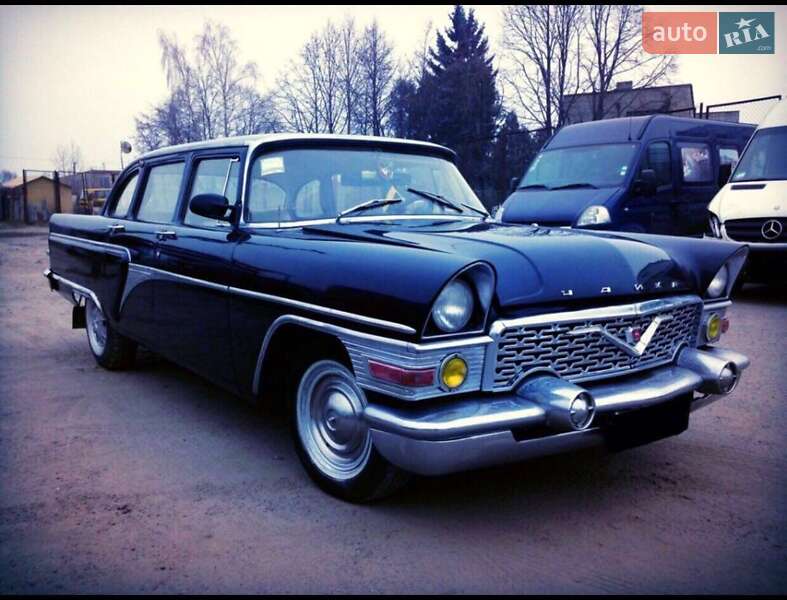 Лимузин ГАЗ 13 Чайка 1962 в Львове