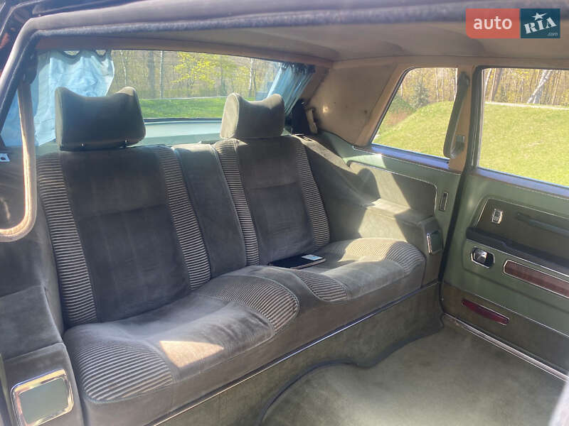 Лимузин ГАЗ 14 Чайка 1982 в Киеве