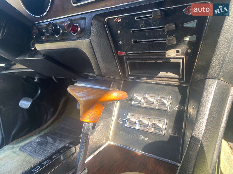 Лимузин ГАЗ 14 Чайка 1982 в Киеве