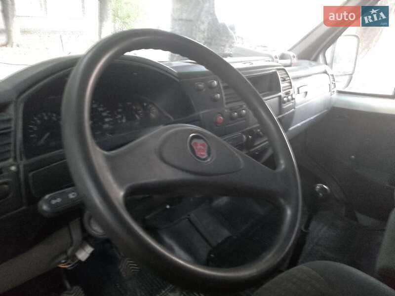 Минивэн ГАЗ 2217 Баргузин 2006 в Киеве фото 4 Минивэн ГАЗ 2217 Баргузин 2006 в Киеве