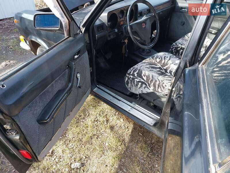 Седан ГАЗ 24-10 Волга 1986 в Новоархангельську