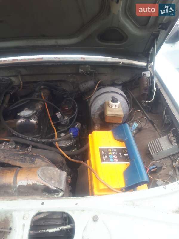 Седан ГАЗ 24-10 Волга 1990 в Харькове