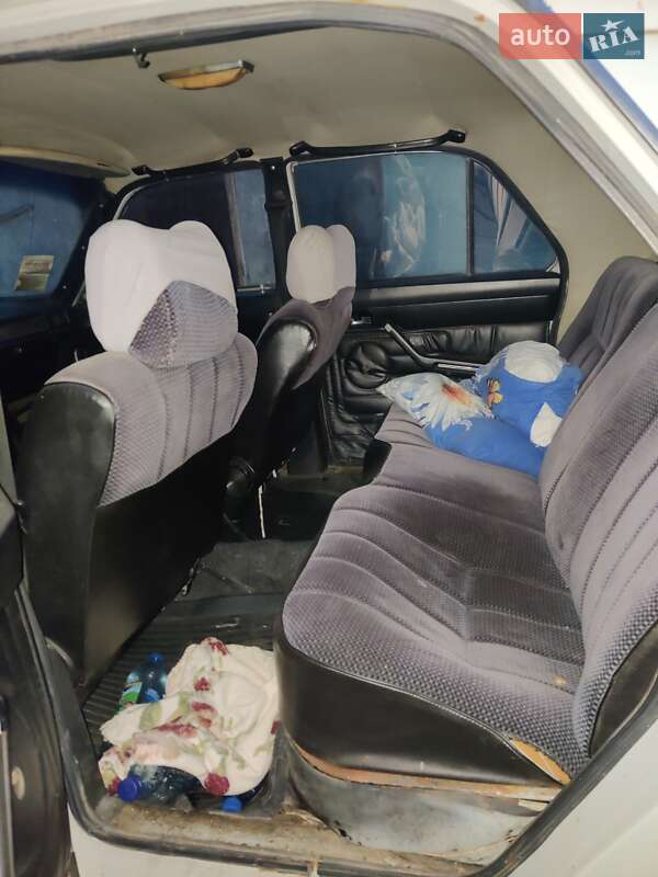 Седан ГАЗ 24-10 Волга 1988 в Одессе