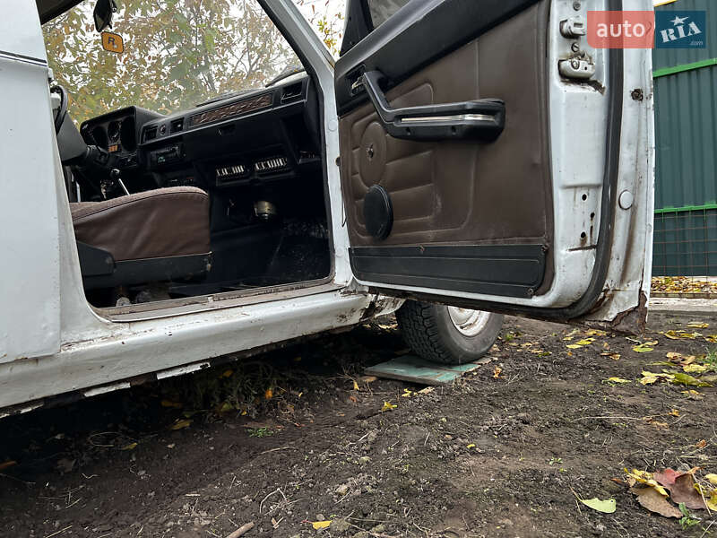 Седан ГАЗ 24-10 Волга 1992 в Яготині