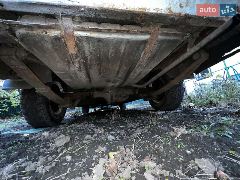 Седан ГАЗ 24-10 Волга 1992 в Яготині