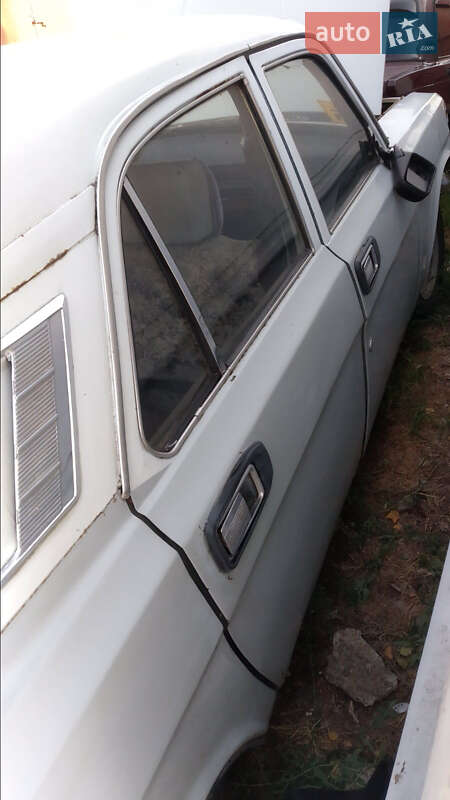 Седан ГАЗ 24-10 Волга 1981 в Кременчуці фото 2 Седан ГАЗ 24-10 Волга 1981 в Кременчуці