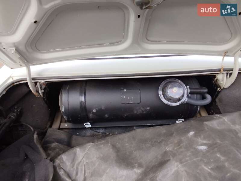 Седан ГАЗ 24-10 Волга 1989 в Стрию