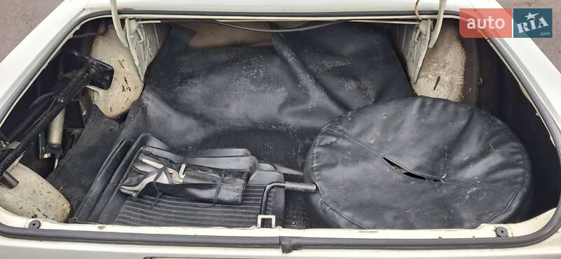 Седан ГАЗ 24-10 Волга 1990 в Киеве